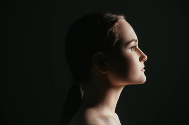 yüz hatları estetik estetik kadın siyah