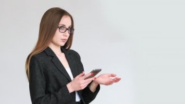 İş sohbeti mesafesi kadın telefonu