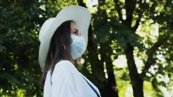 Hygiène protection covid-19 restriction femme — Video