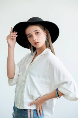 Sıradan boho tarzı moda kadın şapkası.