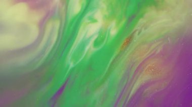 Dalga dokusu. Mürekkep arkaplanı. Bokeh 'in yaratıcı soyutlamalarında yeşil, mor, renkli, parlak, neon altın lekeler..