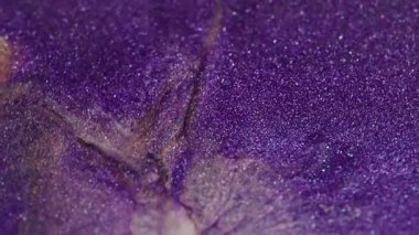 Parıltılı boya sıçraması. Bulanık köpüklü sıvı. Odaklanmamış mor turuncu renk parçacıkları dokusu sıvı karışık dalga soyut sanat arka planı.