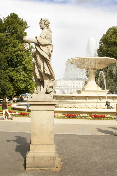 Park Saski Warszawa Polen 2017 — Stockfoto