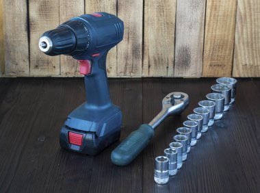 çok sayıda inşaat dışarı taşımak için farklı araçlar kümesi