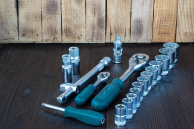 çok sayıda inşaat dışarı taşımak için farklı araçlar kümesi