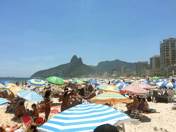 Rio Janeiro Brasilien 2018 Küste Des Ozeans Strand Menschen Ruhen — Stockfoto