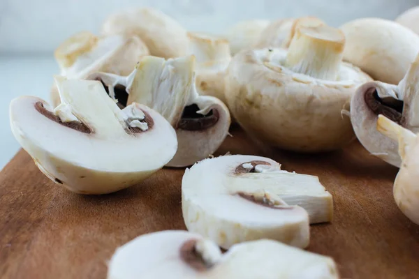 Sliced Mushrooms Cutting Board — Stock Photo, Image