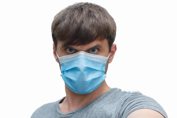 Man Met Het Masker Bescherming Tegen Het Coronavirus Een Man — Stockfoto