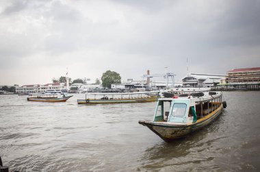 Tekneyle Bangkok 'ta turizm ve seyahat.
