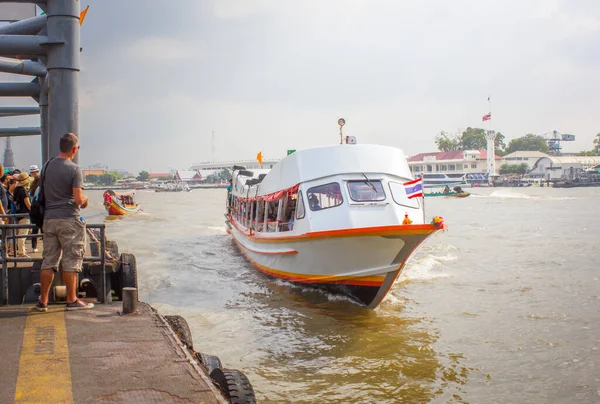 Toerisme Reizen Bangkok Door Chao Phraya Express Boat — Stockfoto