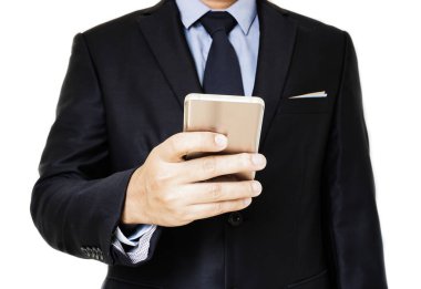 İş adamı akıllı telefon kullanıyor..