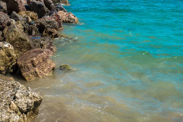 Güzel dalgalar deniz. Ege Denizi