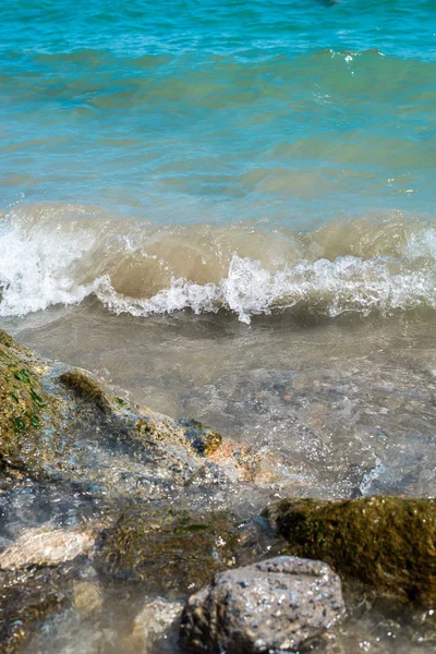 Güzel dalgalar deniz. Ege Denizi