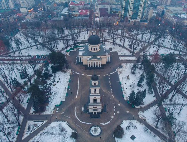 Katedra w centrum Kiszyniowa, panoramiczny widok z lotu ptaka. 2 Mołdawii — Zdjęcie stockowe