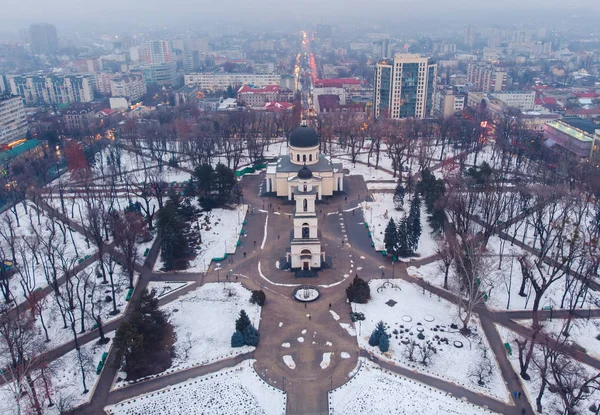 Catedral no centro de Chisinau, vista panorâmica aérea. Moldávia 2 — Fotografia de Stock