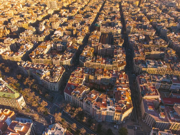 Aerial view of Barcelona Eixample residencial district, Sagrada — Stock Photo, Image