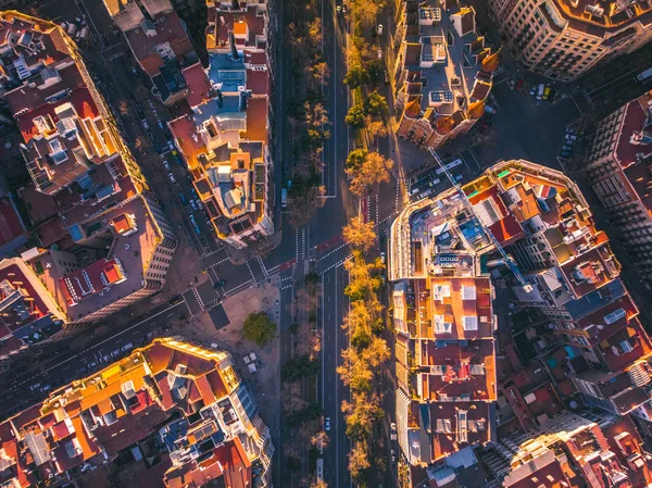 Letecký pohled na rezidenční obvod Barcelony Eixample, Sagrada — Stock fotografie