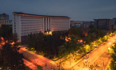 Başkanlık binası ile Chisinau şehrinin havadan insansız hava aracı görünümü ve 