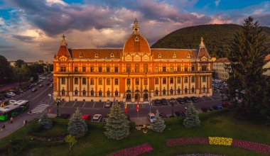Şehir Prefecture, Transilvanya, Romanya Brasov şehrinortaçağ mimarisi üzerinde panoramik ve havadan görünümü