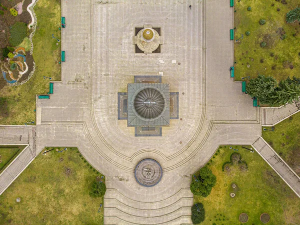 从无人驾驶飞机俯瞰基希讷乌大都市中央公园 摩尔多瓦2020 — 图库照片