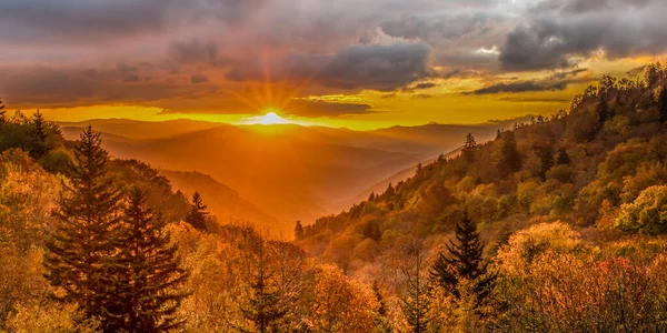 Herbstlicher Sonnenaufgang Great Smoky Mountains Nationalpark — Stockfoto
