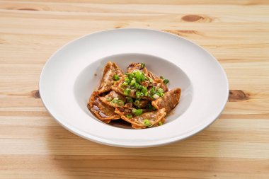 Derin yağda kızartılmış japon gyoza veya soya soslu köfte çerez