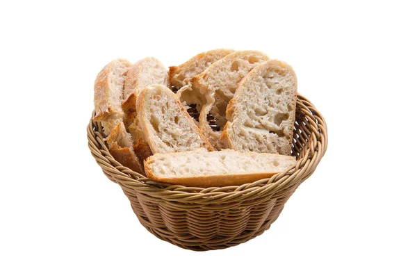 Cesta com pão branco isolado em branco — Fotografia de Stock