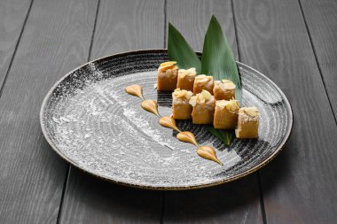 Fındıklı, karamelli ve fıstıklı şerbet.