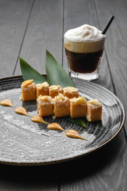 Fındıklı, karamelli ve fıstıklı şerbet.