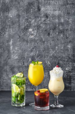 Kokteyl seti - mojito, pina colada, rom ve portakal, eski moda
