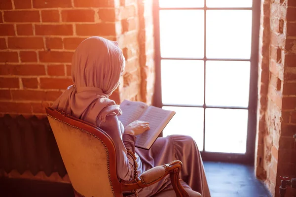 dua ve Kuran okuma kadın