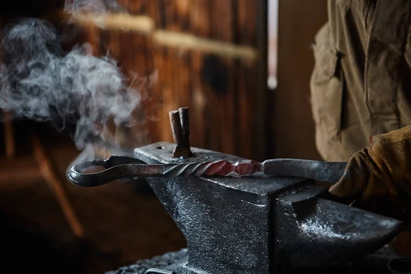 Blacksmith Working Metal Anvil Forge High Speed Detail Shot — Stock Photo, Image