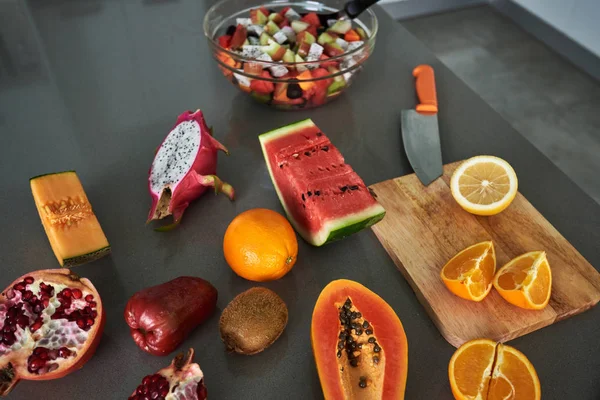 健康的な朝食の食材 フルーツおよび果実 — ストック写真
