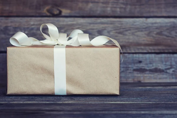 Handmade Gift Box Wrapped Craft Paper White Satin Ribbon Gray — Stock Photo, Image