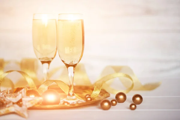 Christmas Holiday Background Celebration Theme Two Glasses Champagne Gold Ribbon — Stock Photo, Image