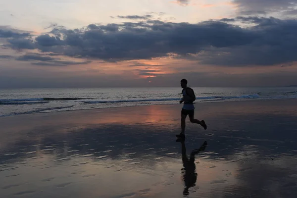 Gezonde Levensstijl Sport Oefening Voor Cardio Training Silhouet Van Actieve — Stockfoto