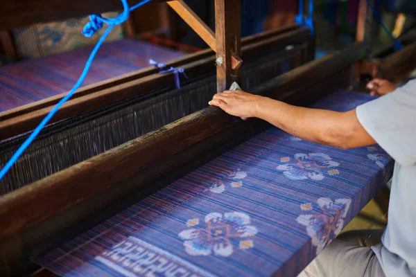 Färgglada Handgjorda Sarong Eller Saree Tillverkad Bomull Och Silke Etniska — Stockfoto