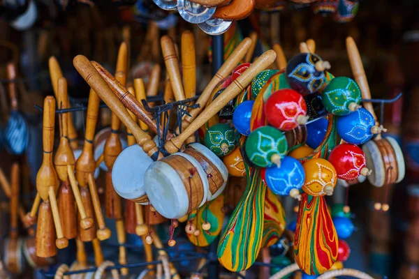 Fundo Lembrança Colorida Maracas Tradicionais Mexicanas Artesanais Brilhantes Instrumentos Musicais — Fotografia de Stock