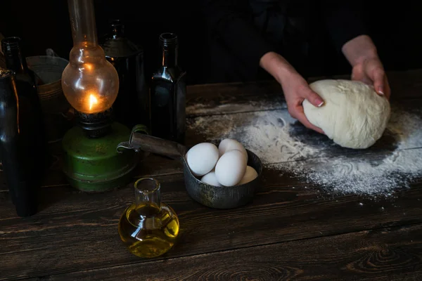 Eten Koken Bakken Concept Het Maken Van Deeg Door Vrouwelijke — Stockfoto