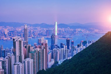 Hong Kong, Merkez, Viktorya Limanı ve Kowloon, tepe Victoria'dan görüntülemek.