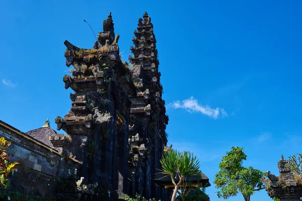 Pura Besakih Balijski Świątyni Hinduskiej Zdobione Pięknymi Rzeźbami Rzeźby Słynne — Zdjęcie stockowe