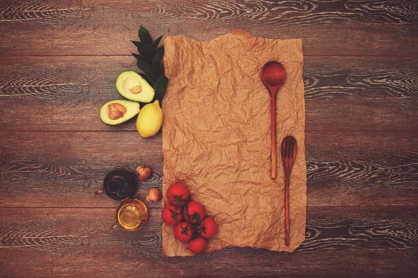 The trendy Italian restaurant is interesting to lay the table before serving the main course on the table for each guest put a linen towel next to a large wooden instruments