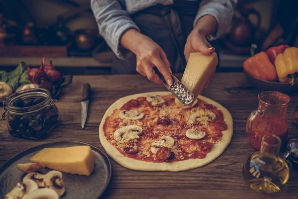 Food Konzept Frische Original Italienische Rohe Pizza Zubereitung Traditionellen Stil — Stockfoto