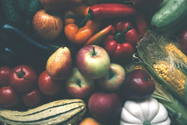 Здоровое Питание Чистый Выбор Еды Фрукты Овощи Листья Овощей Тонированное — стоковое фото