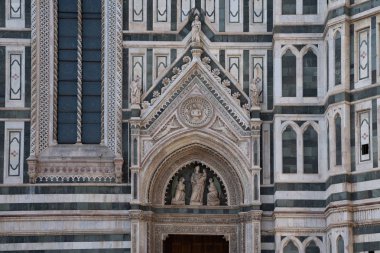 Basilica di Santa Maria del Fiore (Çiçek Aziz Meryem Bazilikası) Floransa, İtalya. Florence Duomo Floransa'nın en önemli simgelerinden biridir..