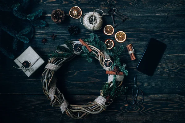 Christmas Background Decorations Garland Pine Cones Creating Wreath Made Christmas — Stock Photo, Image