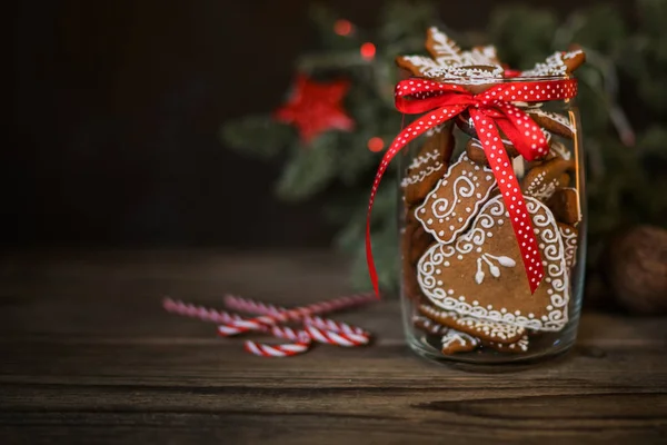 Cadeau Noël Avec Biscuits Maison Pain Épice Noix Chocolats Pot — Photo