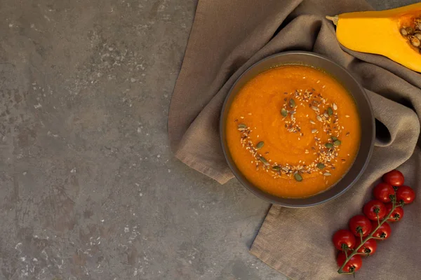 Seasonal Autumn Food Spicy Pumpkin Ans Carrot Soup Cream Seasoning — Stock Photo, Image