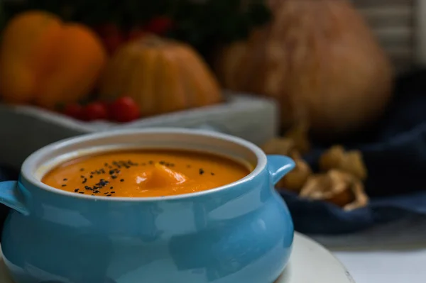 Homemade Autumn Butternut Squash Soup Bread Roasted Pumpkin Carrot Soup — Stock Photo, Image