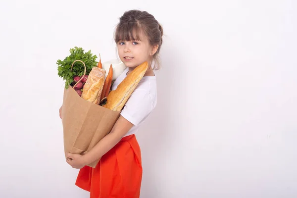 Menina Bonito Com Comida Saco Supermercado Mercado Supermercado Mãos Com — Fotografia de Stock